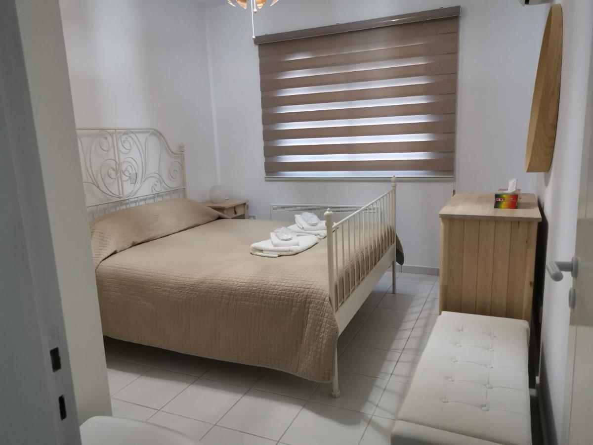 Iris Village, Near Kings Avenue Mall - By Imh Travel & Tours Paphos Exterior photo