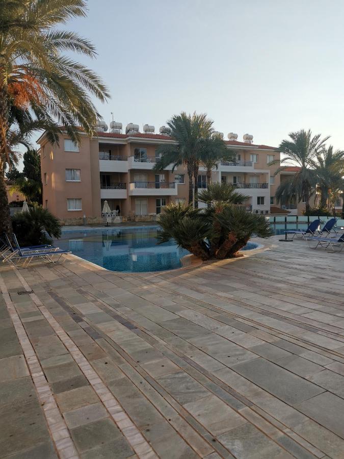 Iris Village, Near Kings Avenue Mall - By Imh Travel & Tours Paphos Exterior photo