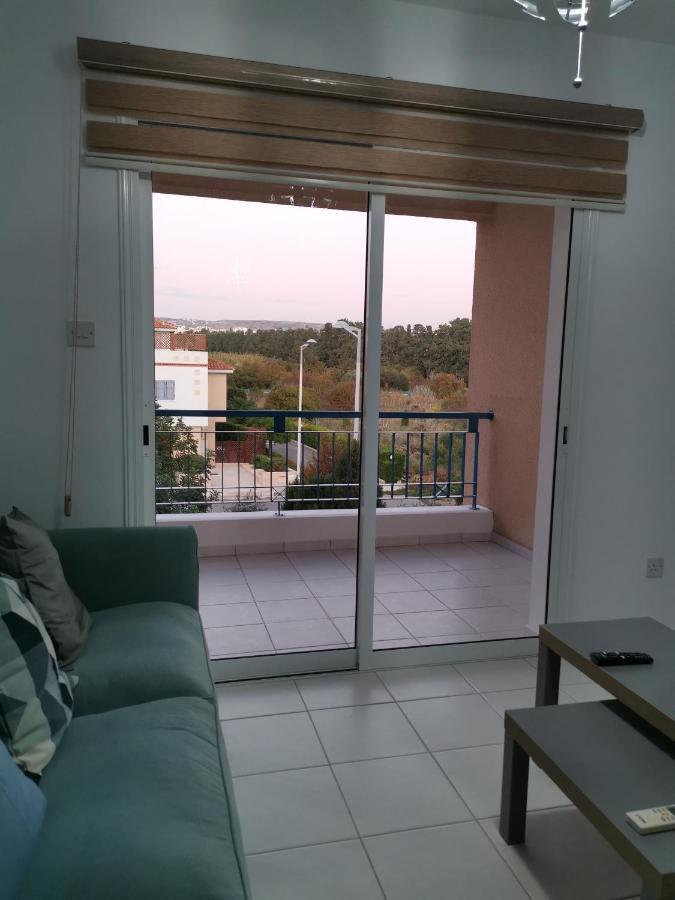 Iris Village, Near Kings Avenue Mall - By Imh Travel & Tours Paphos Exterior photo