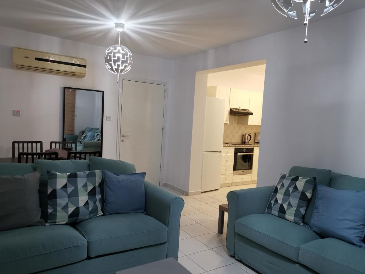 Iris Village, Near Kings Avenue Mall - By Imh Travel & Tours Paphos Exterior photo